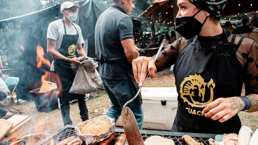 ¡Ya se armó la Carnita Asada en el Ajusco al estilo Medieval!