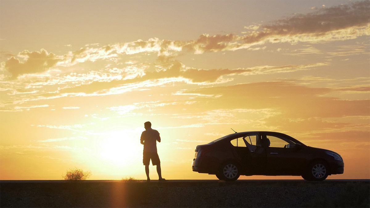 ¿Qué hacer si vas de viaje o a la chamba y tu coche se queda sin batería?