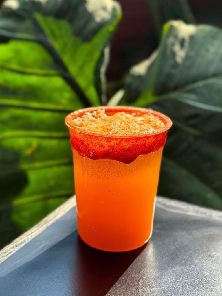 El curandero de coapa micheladas de un litro