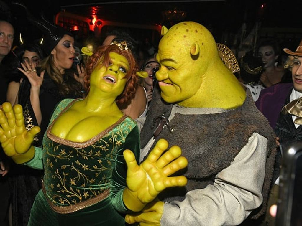 Imagen del Rave de Shrek en CDMX con luces y música