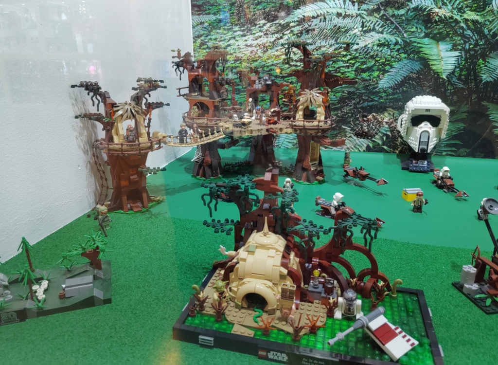 Expo Barbie y LEGO Star Wars en Torre Latino