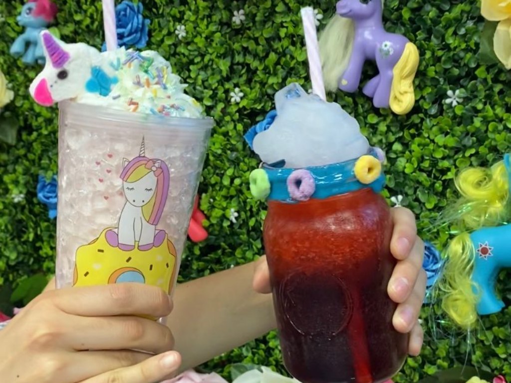 Prueba las bebidas de los ponys