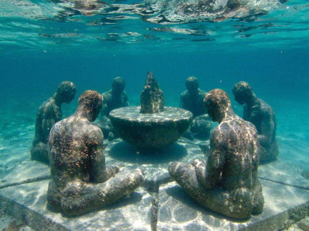 Museo Subacuático de Cancún