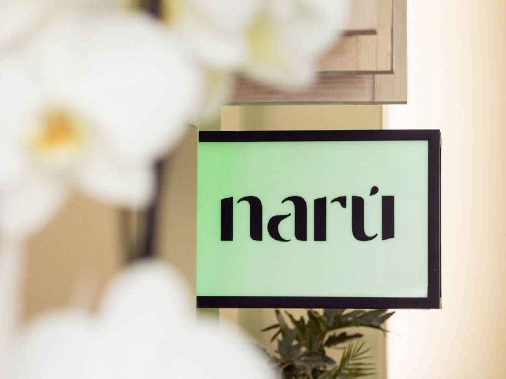 Logo_narú_