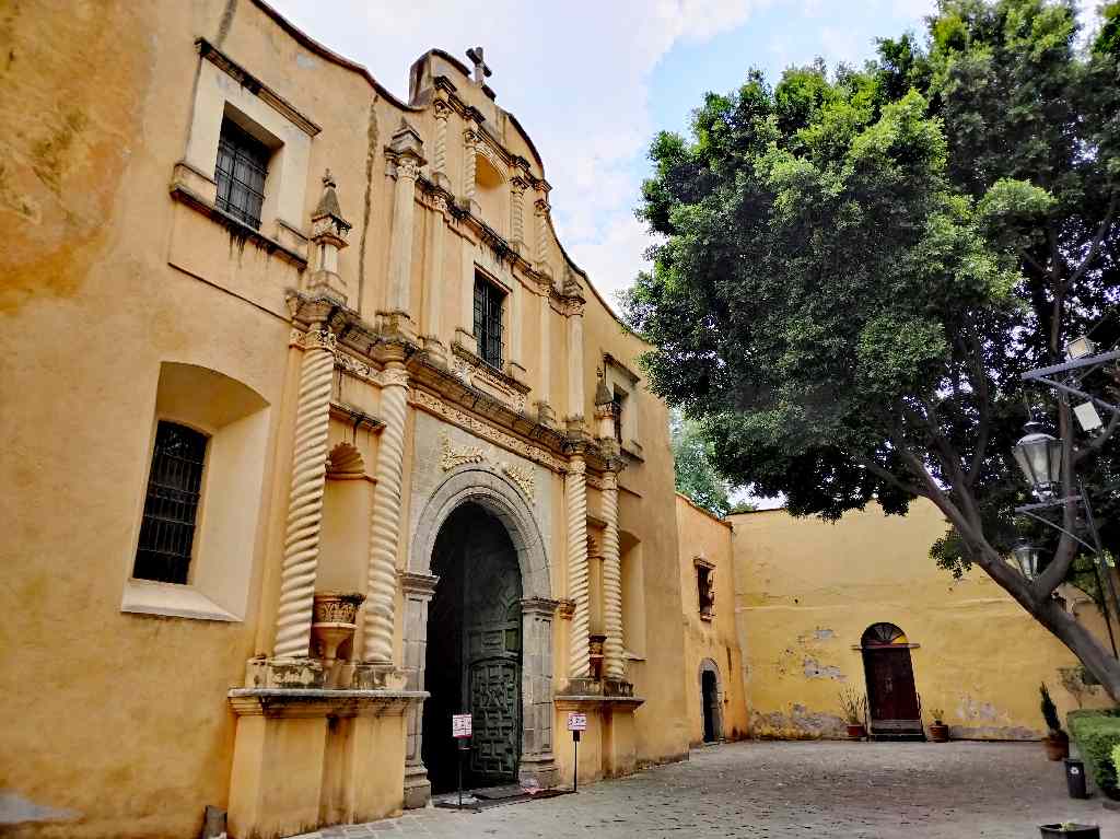 San Agustín de las Cuevas.