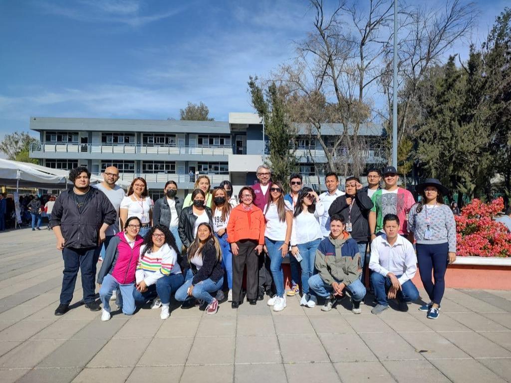 Universidad Rosario Castellanos