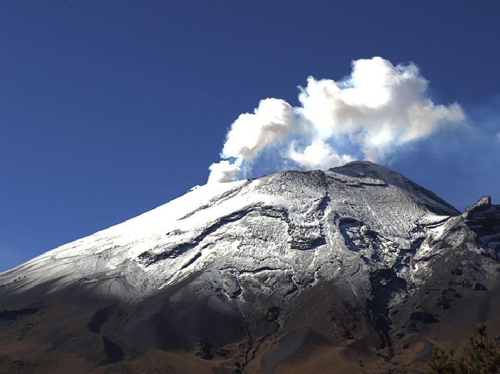 Municipios que reanudan clases ante la baja actividad del Popocatépetl