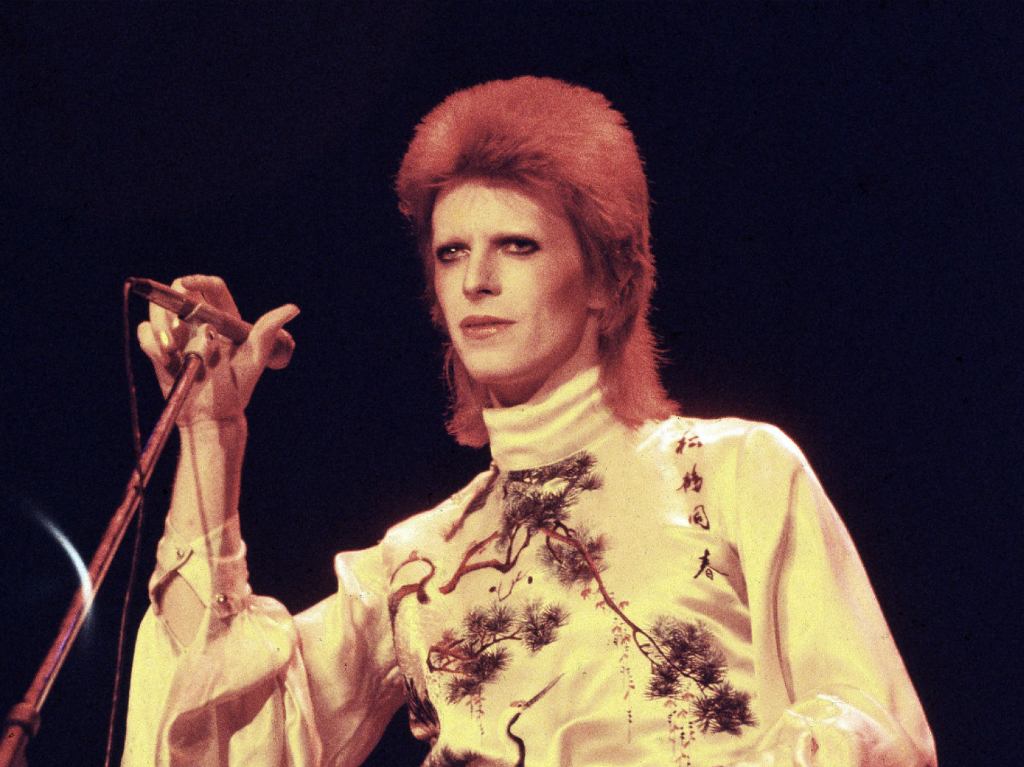 Cinemex presentará en exclusiva y por primera vez en la historia, el documental del último concierto de David Bowie como Ziggy Stardust