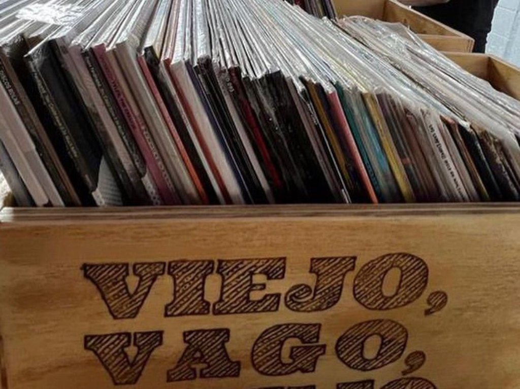 La mera fiesta banquetera; lánzate a conocer Viejo Vago Brujo 0