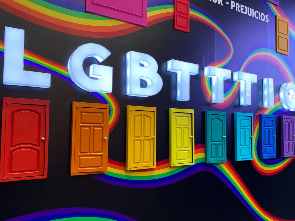 Exposición LGBT en el Museo de Memoria y Tolerancia