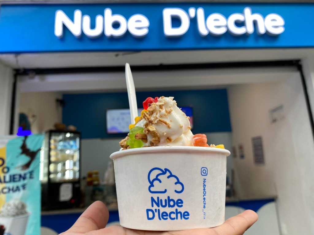 Helado suave en Nube de Leche