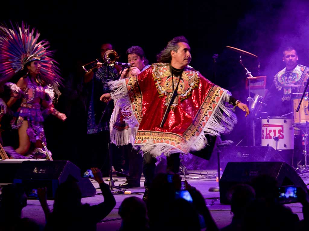 Se armó la cumbia con Los Askis en el Gran Salón