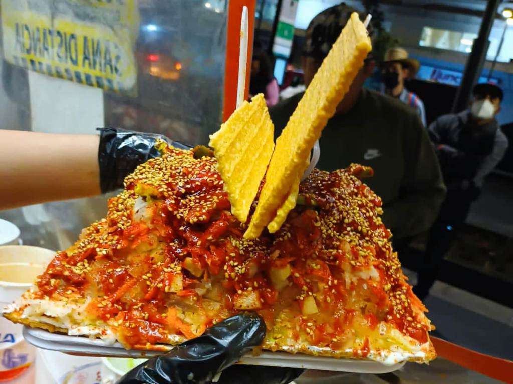 Los mega chicharrones preparados del Centro de CDMX