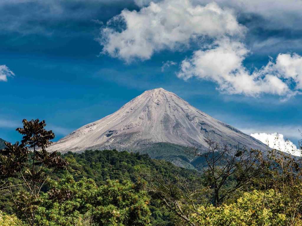Conoce el Volcán de Colima
