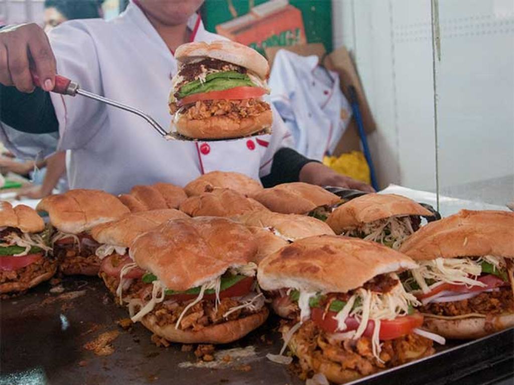 Harán la torta más grande del mundo en la Feria de la Torta 2023