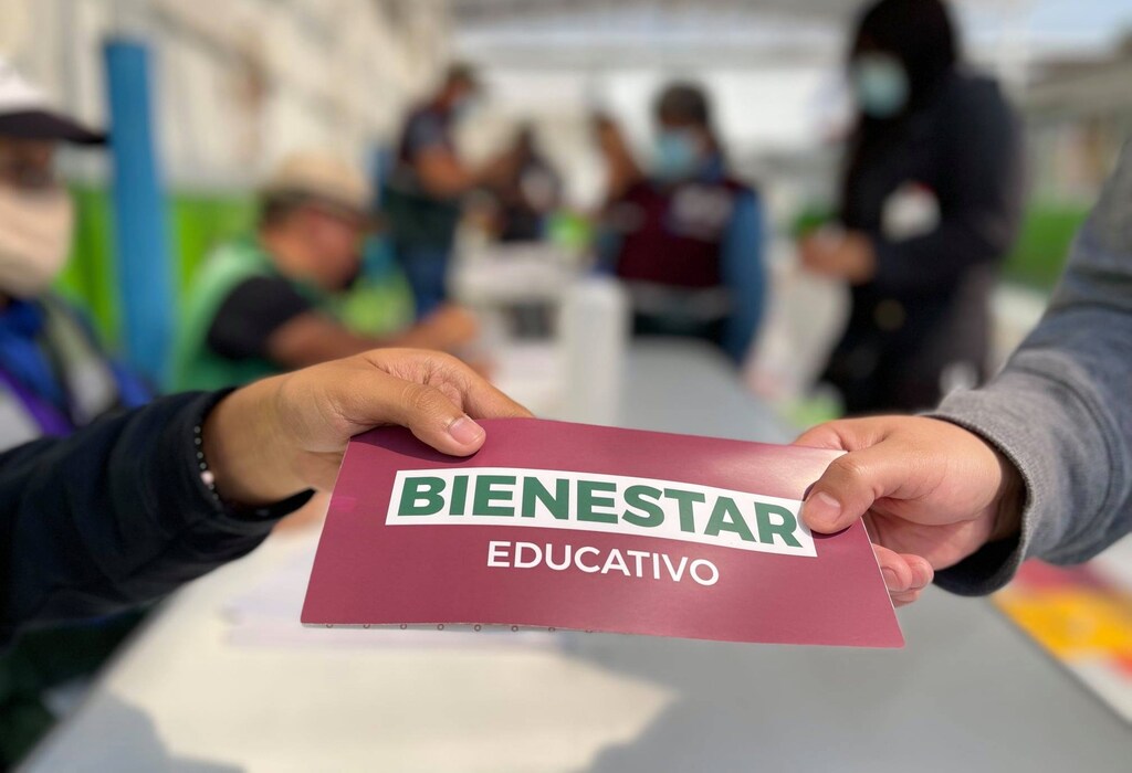 Apoyo anual para Uniformes y Útiles escolares 2023 en CDMX