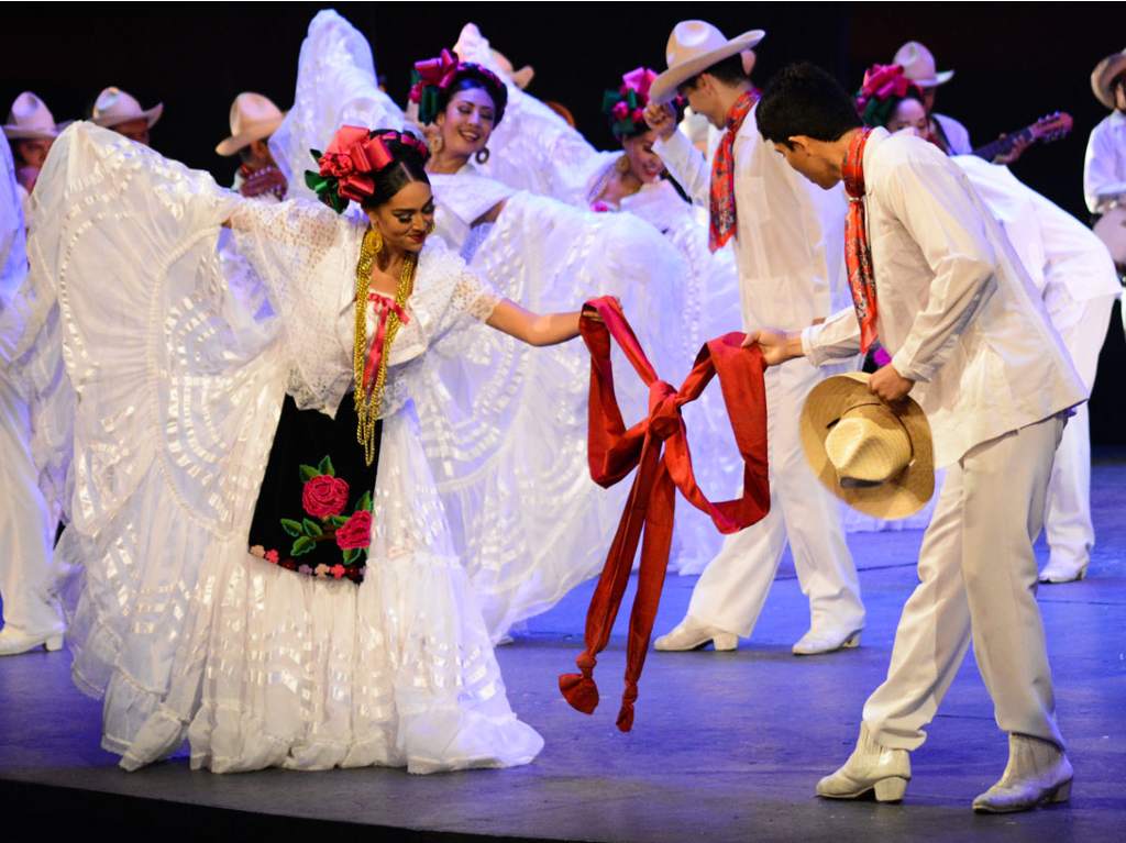 Ballet Folklórico de Amalia Hernández