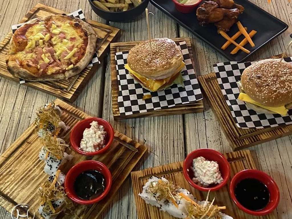 Buffet de alitas, sushi y pizza ¡todo lo que puedas comer por $219!