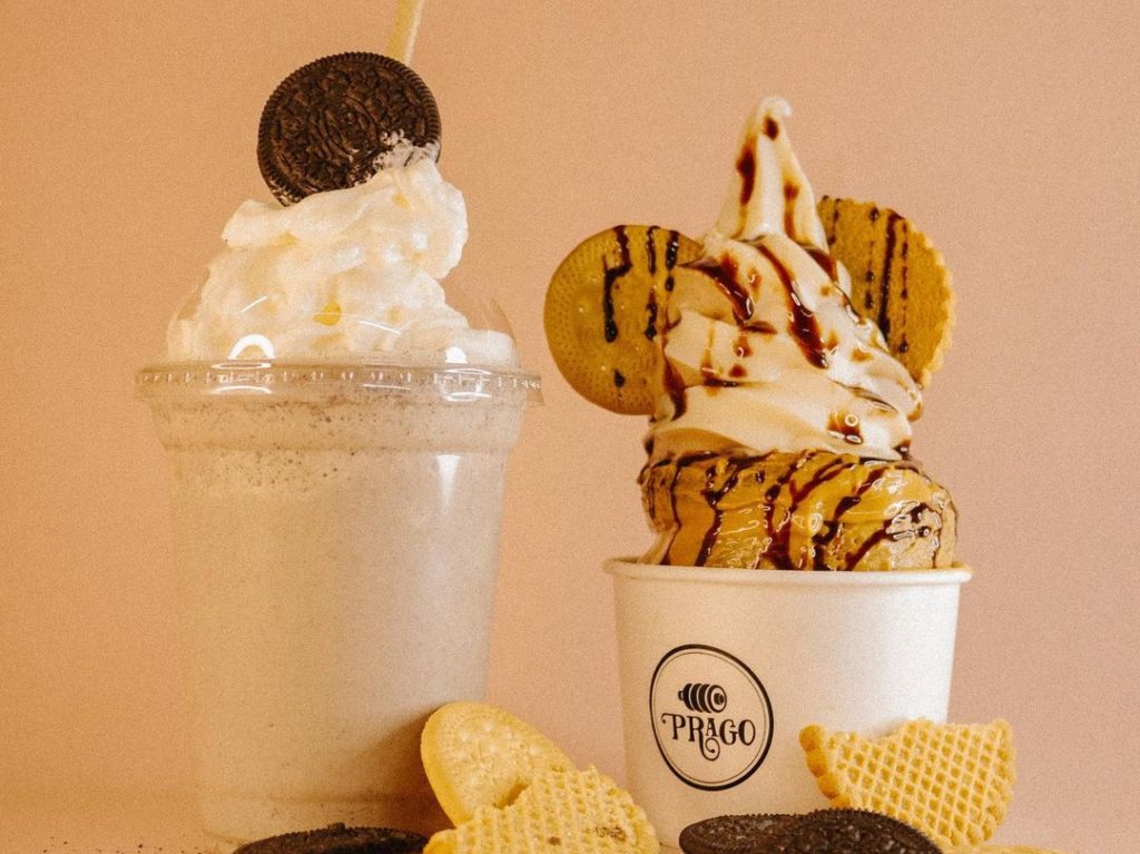 Pan de chimenea y malteada de oreo en Prago