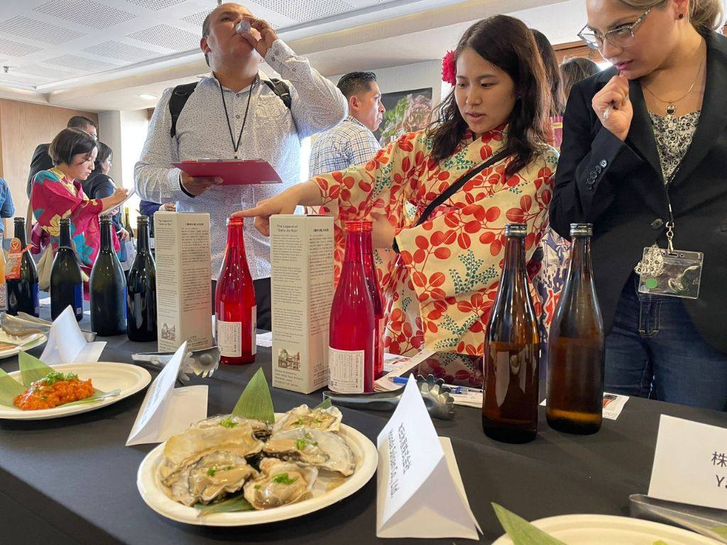 Conoce lo mejor de la gastronomía japonesa. Sake, sushi y sake CON JNTO