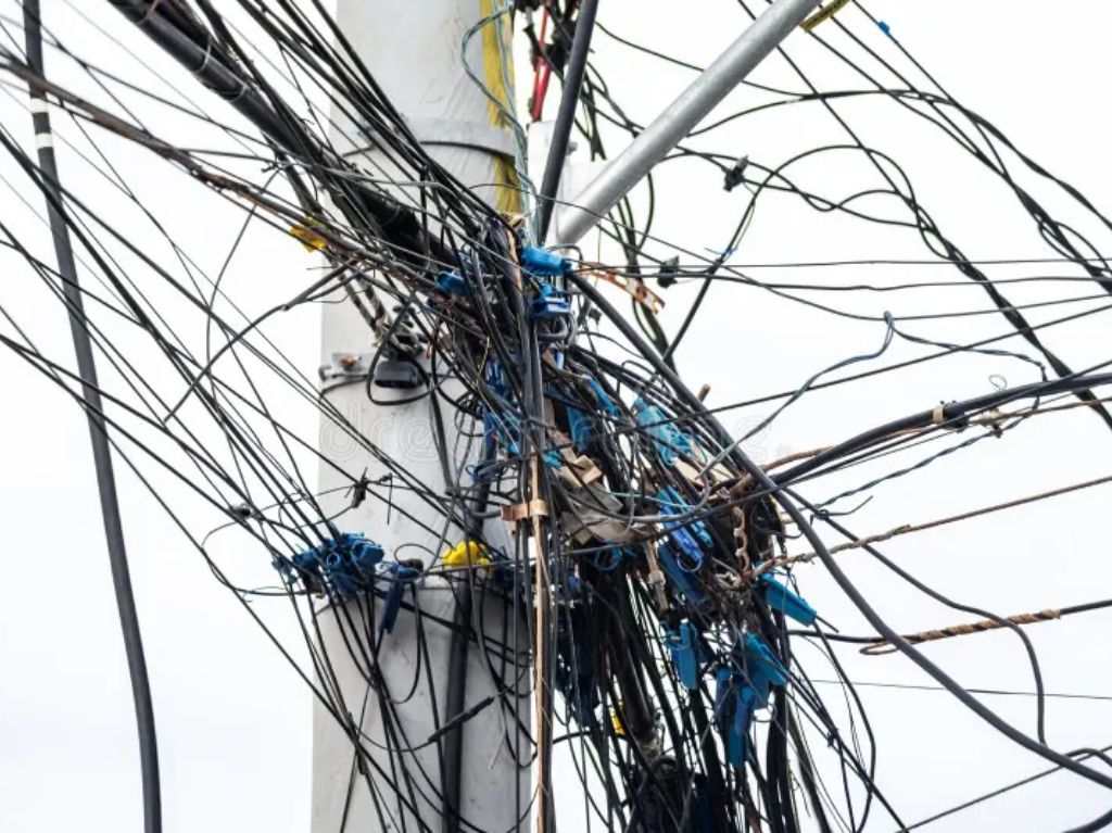 Retiro de marañas de cables en la CDMX