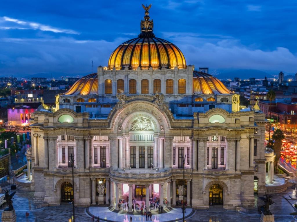 Orquesta sinfónica en Bellas Artes