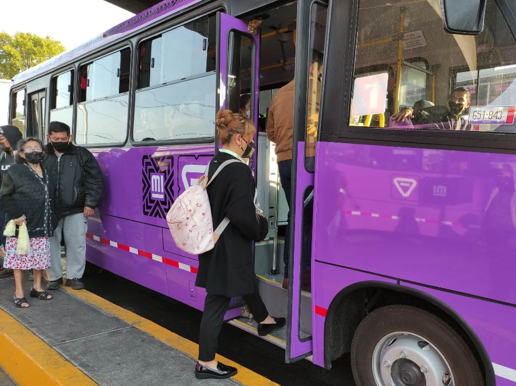 ruta 66 autobuses para mujeres