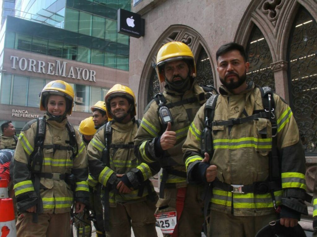 Carrera Vertical de bomberos 2023 ¡Podrás correr con un uniforme real!