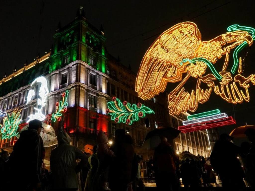 alumbrado zócalo fiestas patrias