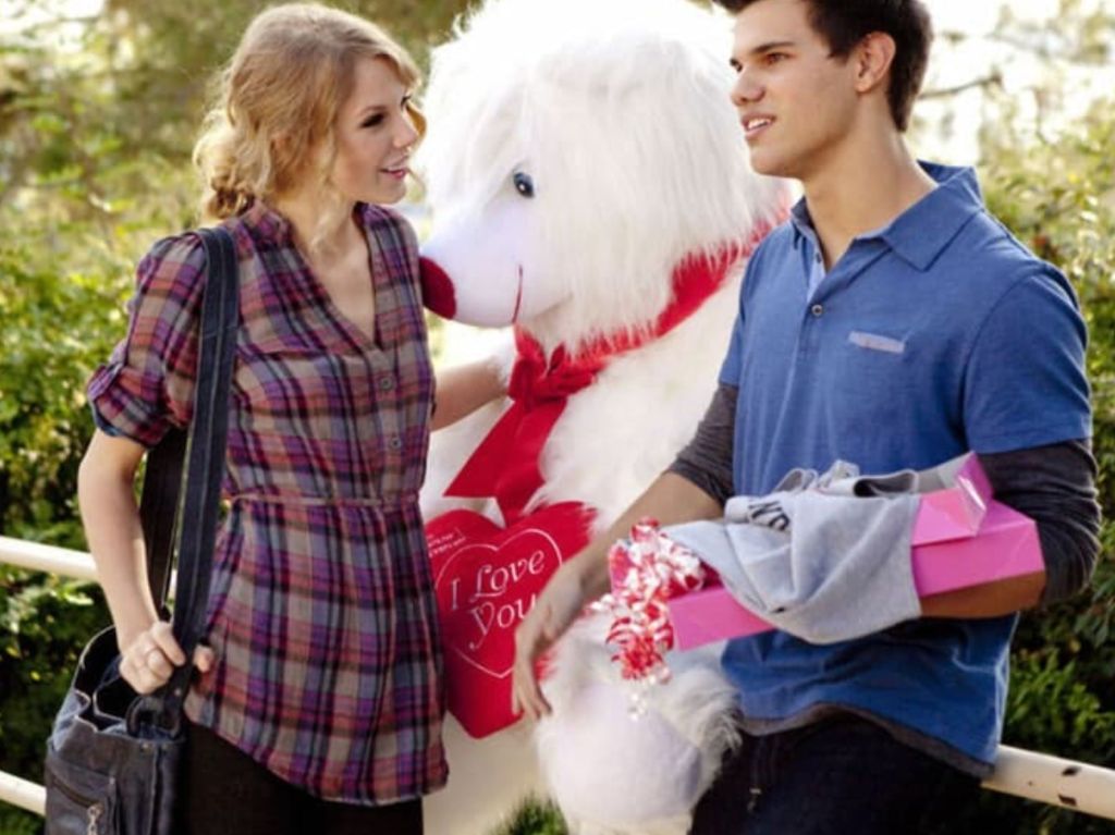 Taylor Swift película Valentine's Day (2010)