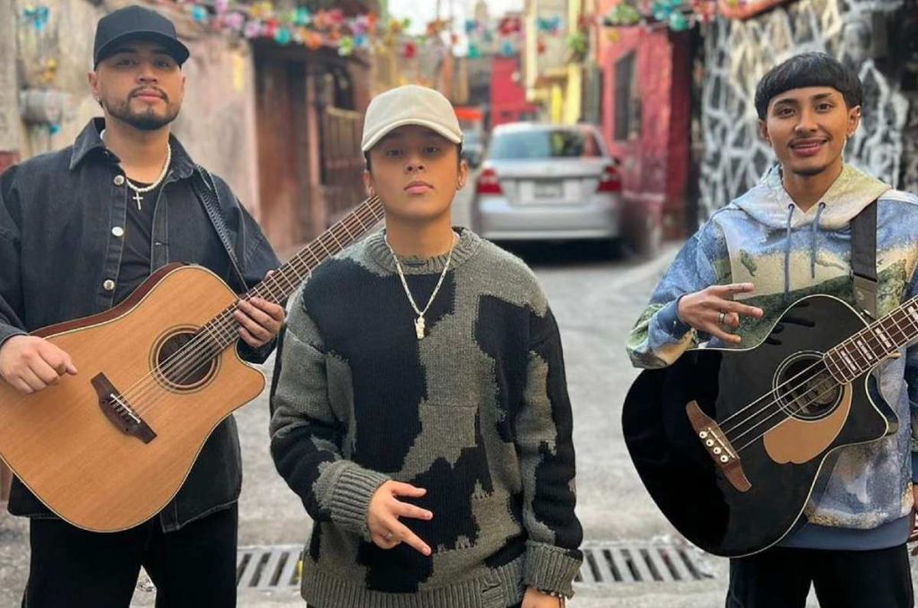 AMLO confirma concierto de Yahritza y su Esencia en el Zócalo 
