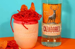 Cantaritos de tequila, prepara la bebida más famosa de México