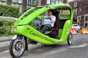 Decreto en CDMX regulará Taxis de app y Ciclotaxis 