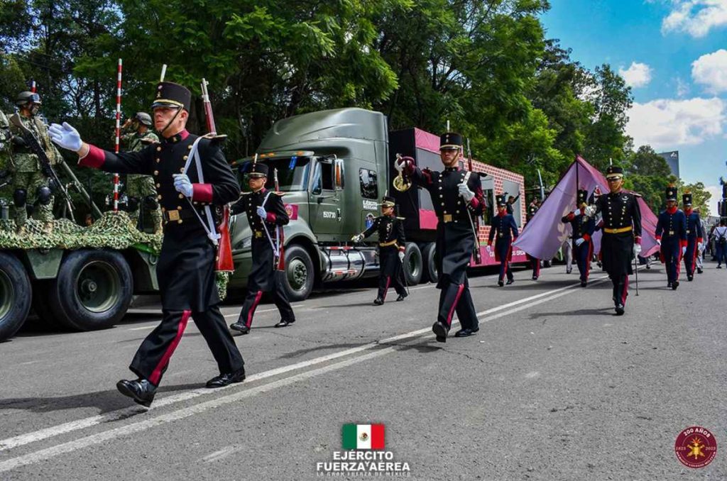 desfile civico militar 16 de septiembre