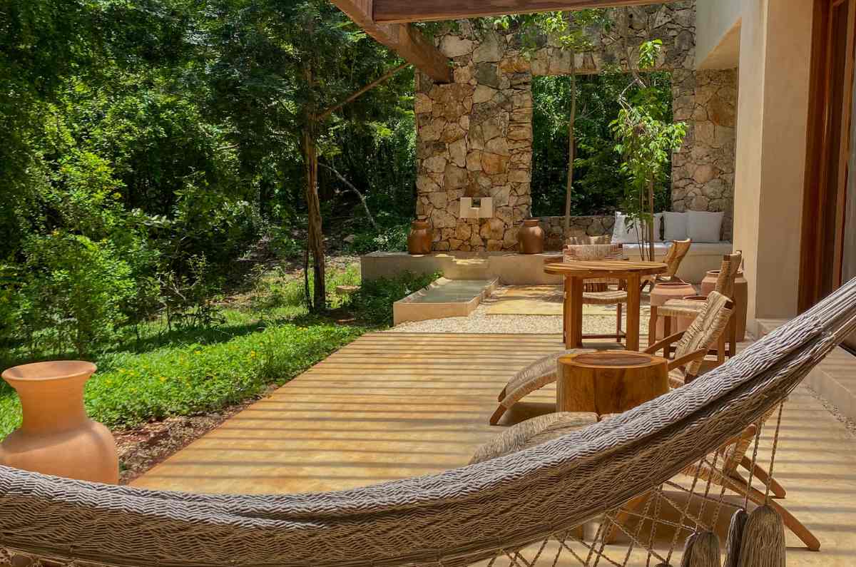 Oriundo: Un hotel de lujo con cenote ubicado en medio de la selva