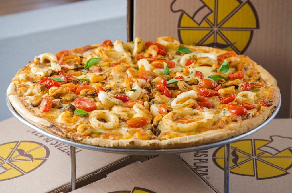 ¿Dónde se ubica el delicioso buffet de pizza de $140?