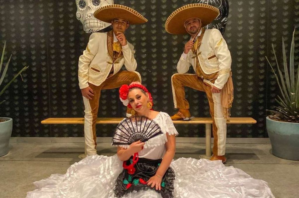 noche mexicana en el museo del tequila y el mezcal
