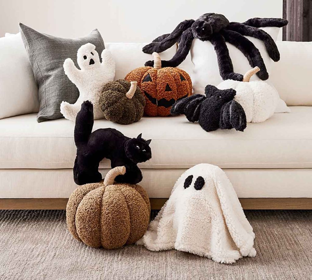 Pottery Barn decoración Fall/Winter 2023: Navidad, color dorado y Halloween 1