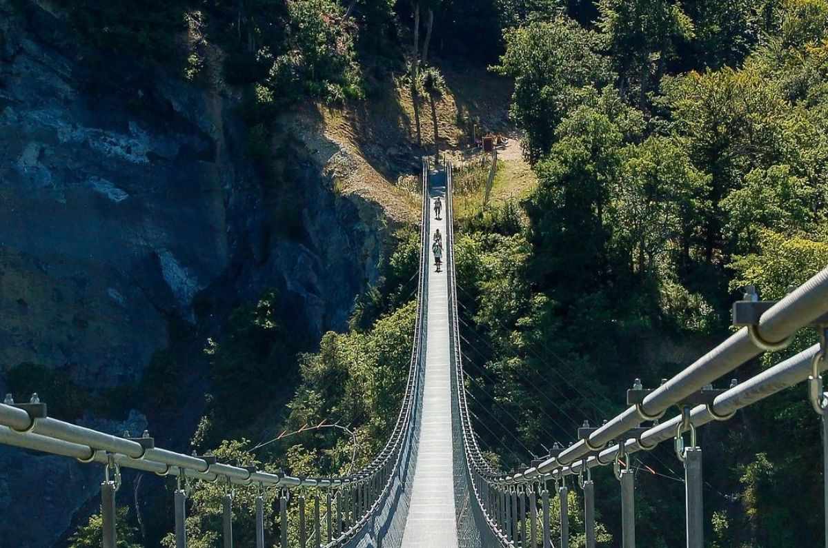 ¿Aventurero? Lánzate a este impresionante puente colgante a 4 horas de CDMX 