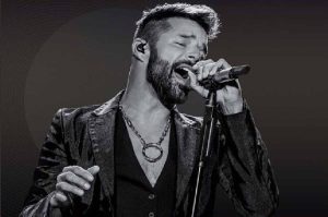 Ricky Martin conquista México con su concierto Sinfónico ¡Gana boletos!