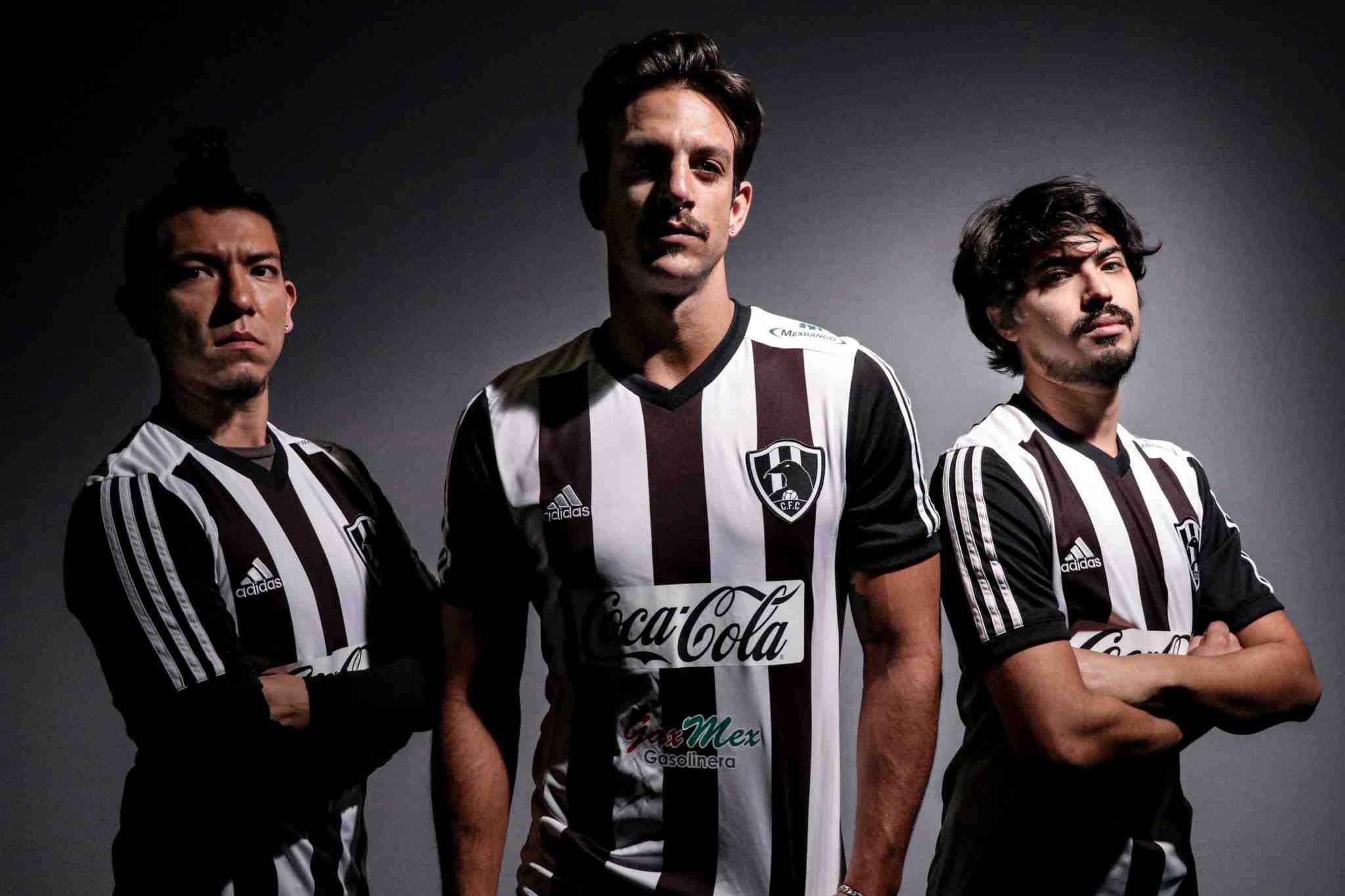 Club de Cuervos 