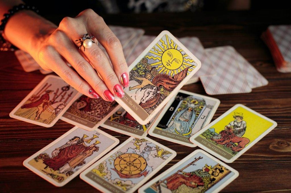 Carpa-de-las-Brujas-en-la-CDMX-tarot