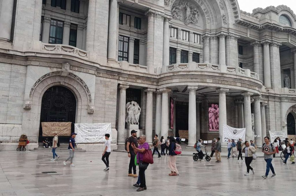 Palacio de Bellas Artes cerrado