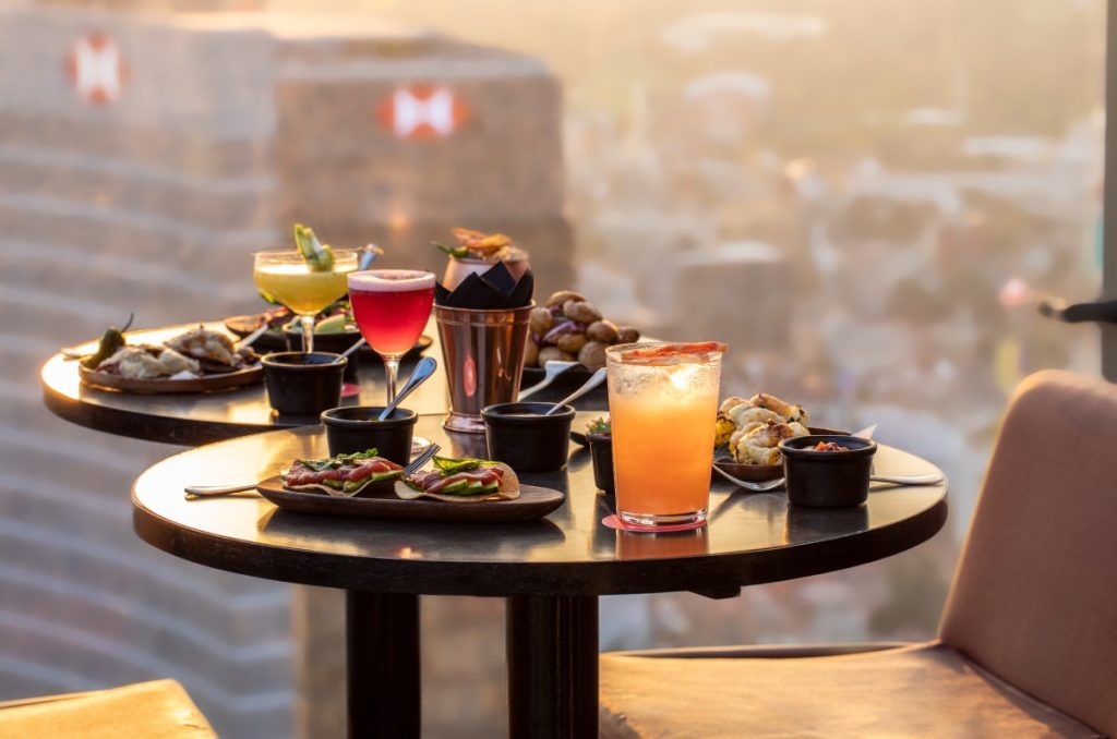 ¿Con ganas de un buen drink desde las alturas? Conoce Rooftop Bar Cityzen