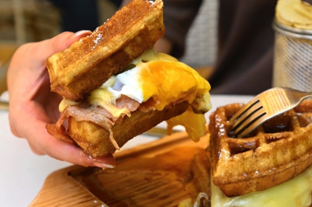 En este lugar venden los waffles rellenos más ricos de CDMX