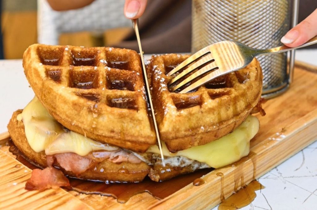 Buttery Kitchen: waffles salados y rellenos en CDMX ¡Los amarás!