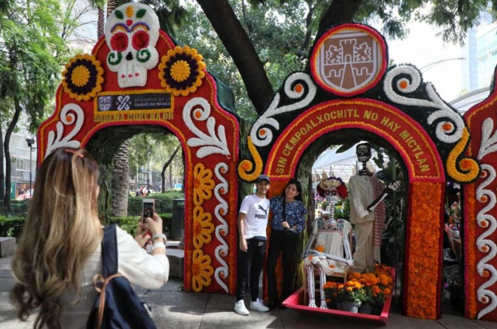 festival flores de cempasúchil