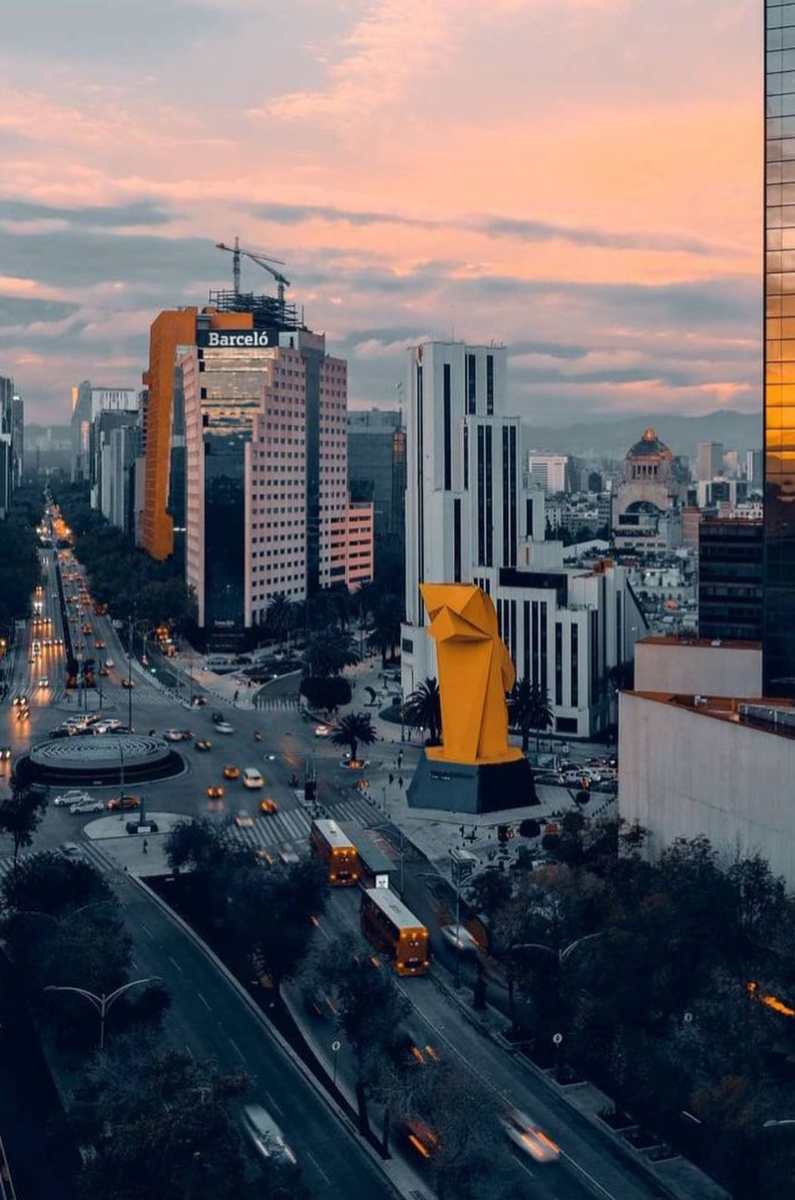 las-mejores-terrazas-para-ver-el-desfile-de-dia-de-muertos-hotal-fontan