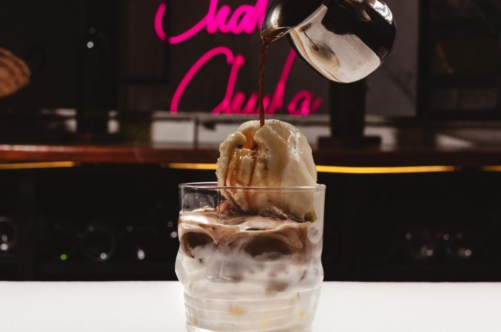 Affogato de pan de muerto