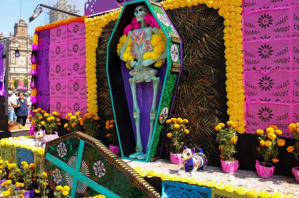 ofrenda monumental del zócalo